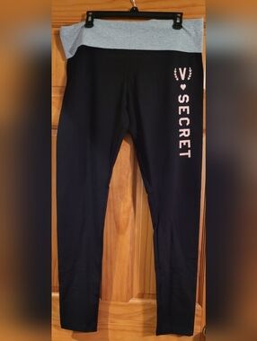 Women's Size XL Victoria's Secret Foldover Leggings with Glitter logo